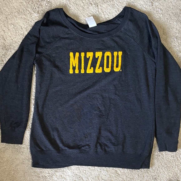 Creative Apparel Concepts Tops - Women’s MIZZOU Charcoal Sweatshirt Pullover
